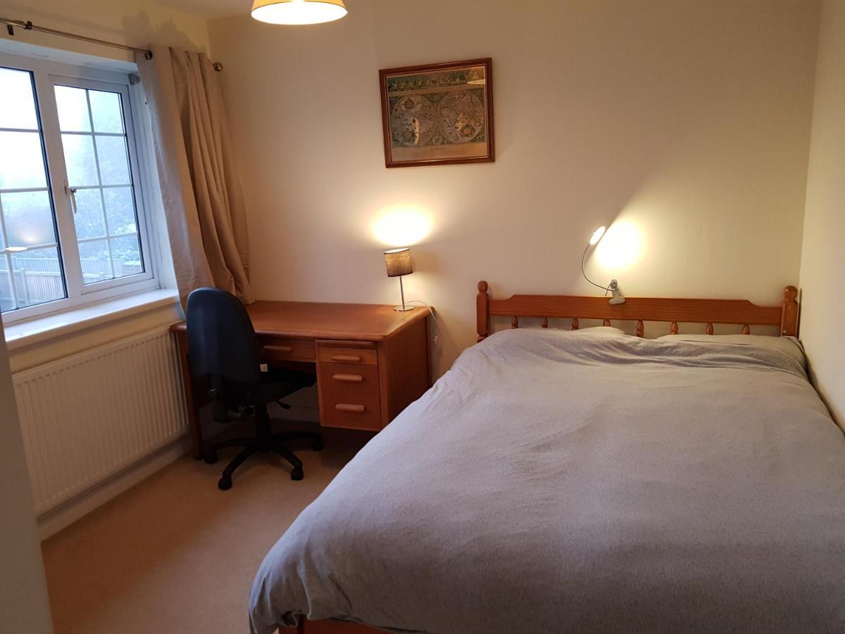 Private Room In Canterbury Exterior foto